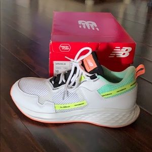 New Balance - Fresh Foam ROAV-HI - Women’s Size 10